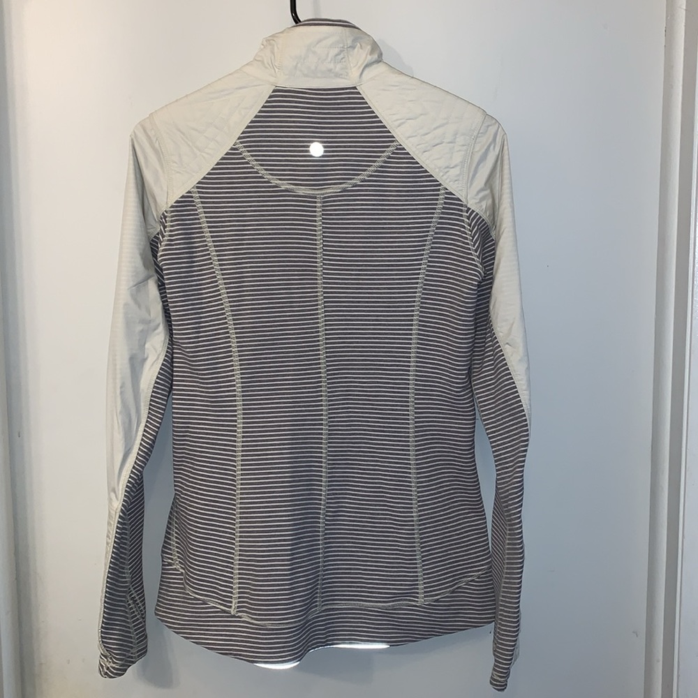 Lululemon Rebel Runner Jacket Ghost Hyper Stripe … - image 2